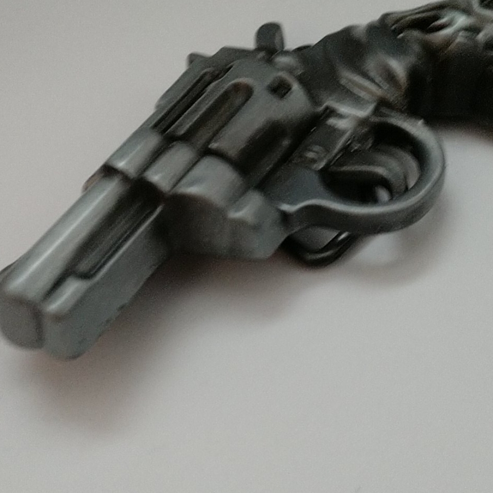 Cast Metal Belt Buckle Revolver with Skull Streetwear Gothic - Picture 3 of 11